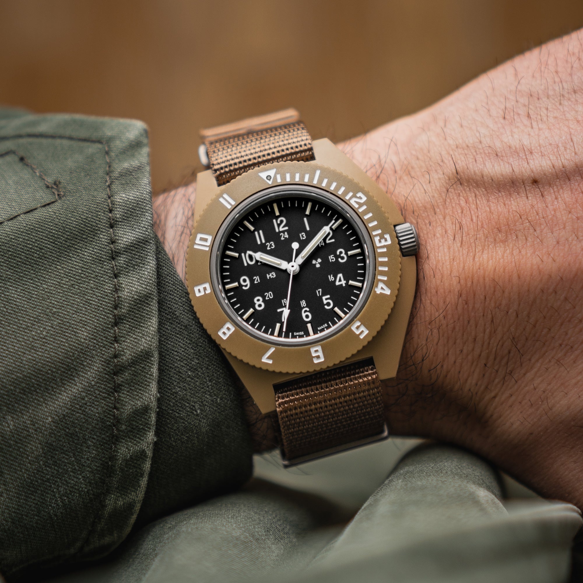 41mm Desert Tan Pilot's Navigator (Quartz) – Marathon Watch